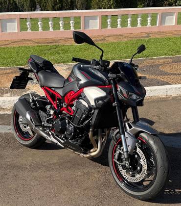 KAWASAKI Z900 